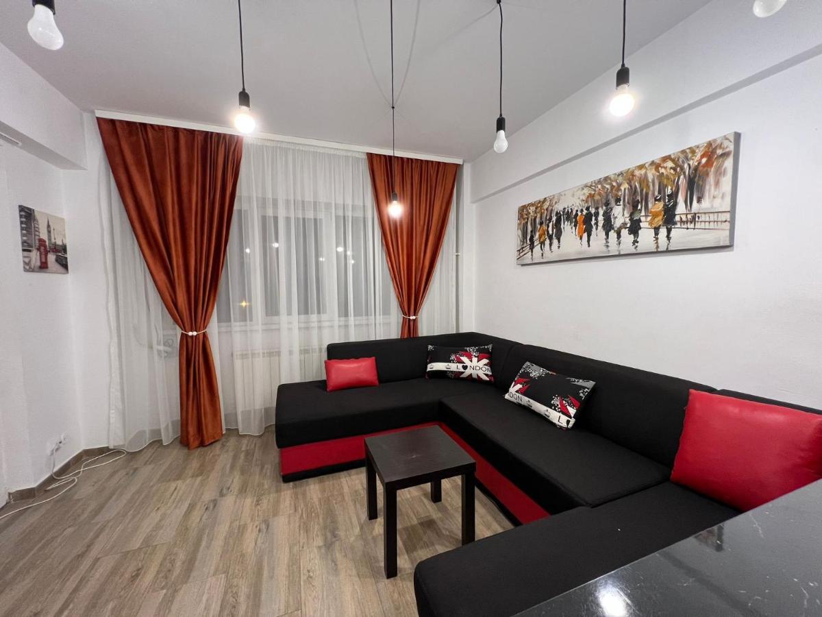 First Studio Бухарест Экстерьер фото